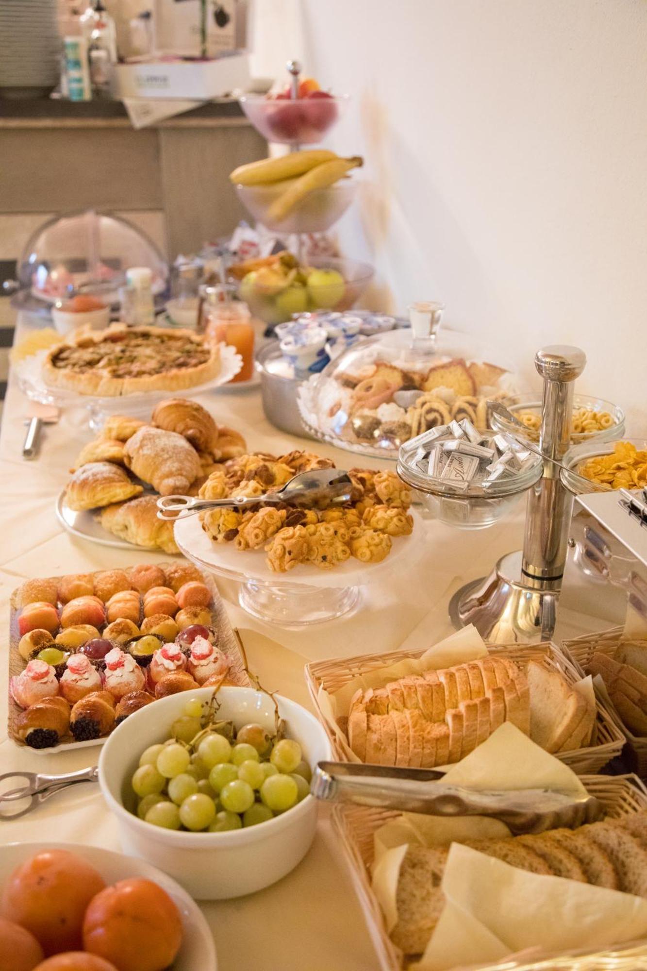 Tresnuraghes Il Cortiletto Hotel Maison מראה חיצוני תמונה